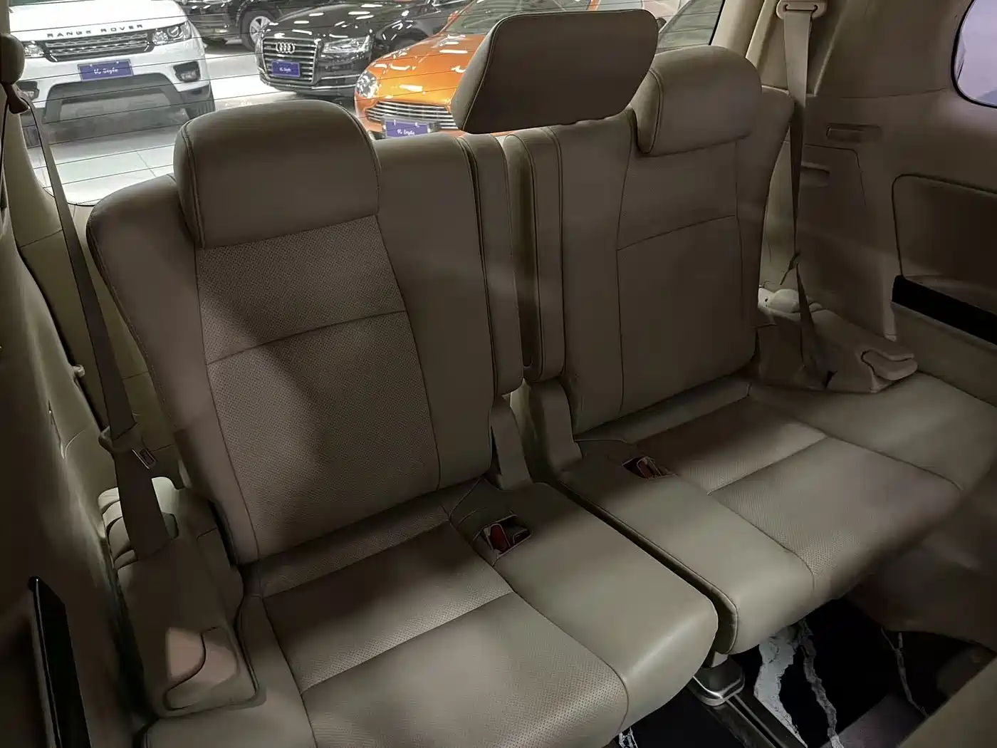 Toyota Alphard 2012 3.5L Luxury Edition фото 23