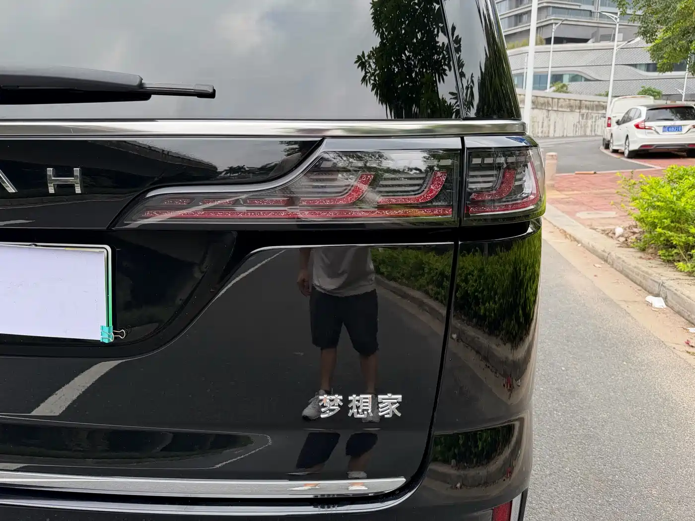 Voyah Auto Voyah Dreamer 2022 Low-carbon Dream+Smart Package фото 20