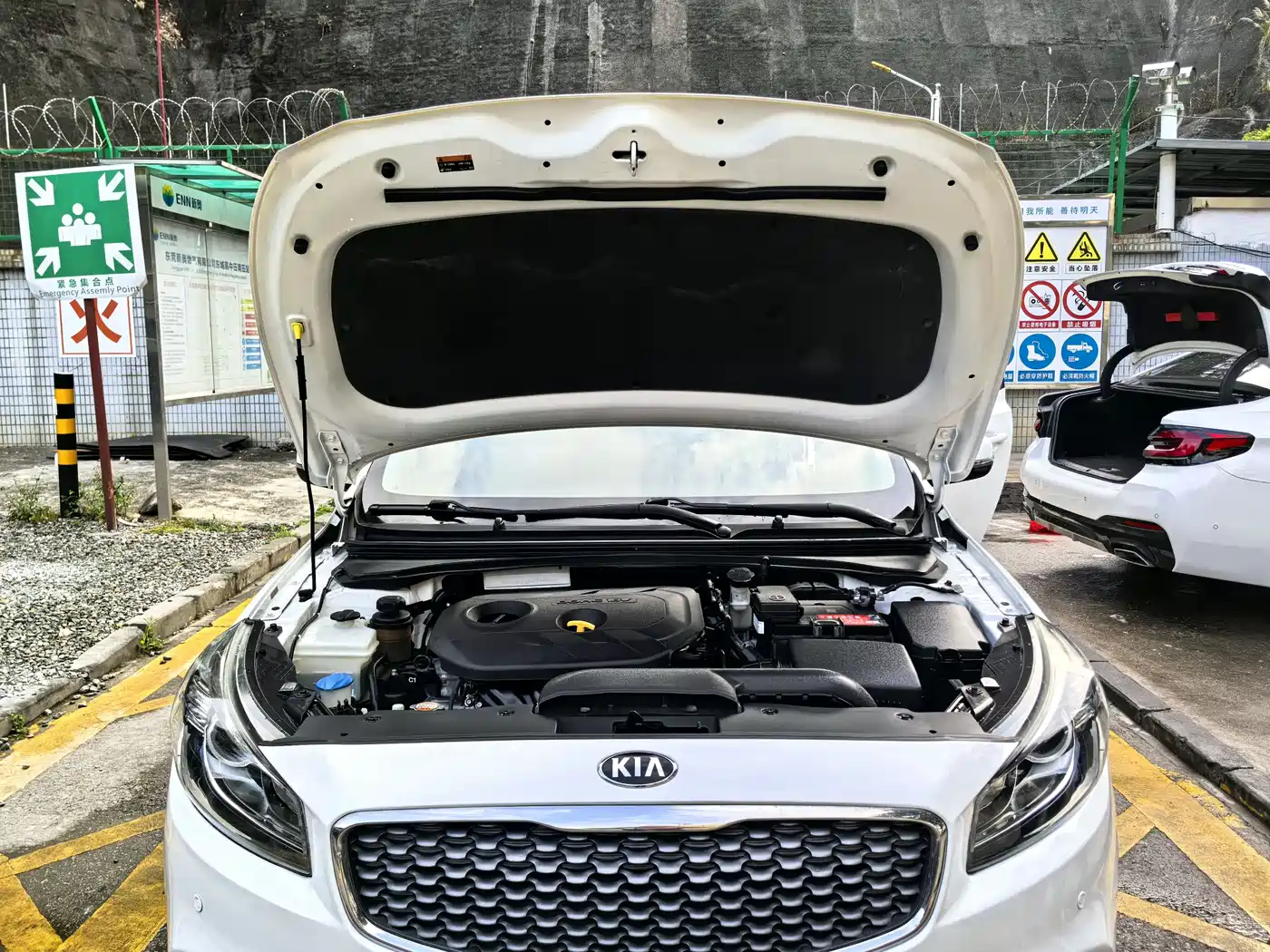 KIA K4