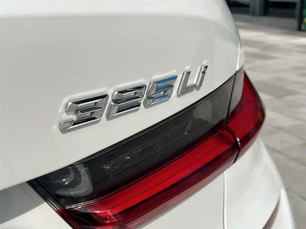 BMW 3 Series 2021 Facelift 320Li M Sport Package фото 27