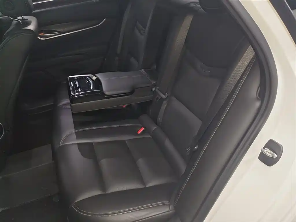 Cadillac XTS 2018 28T Elite фото 17