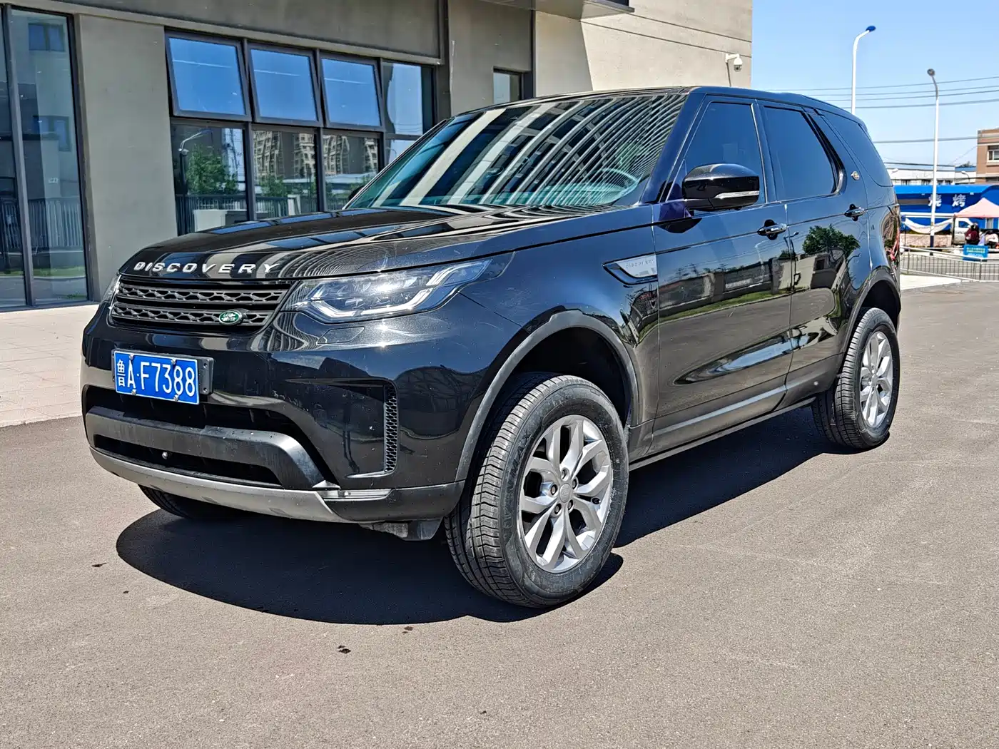 Land Rover Discovery 2017 3.0 SC V6 SE