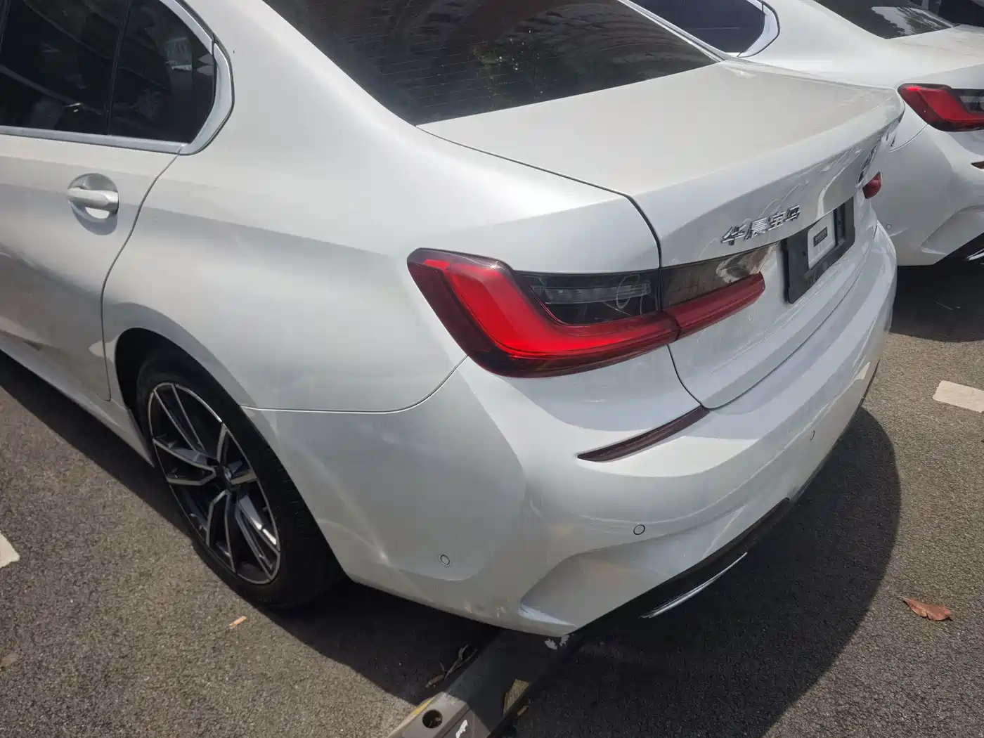 BMW 3 Series 2021 325Li M Sport Package фото 3