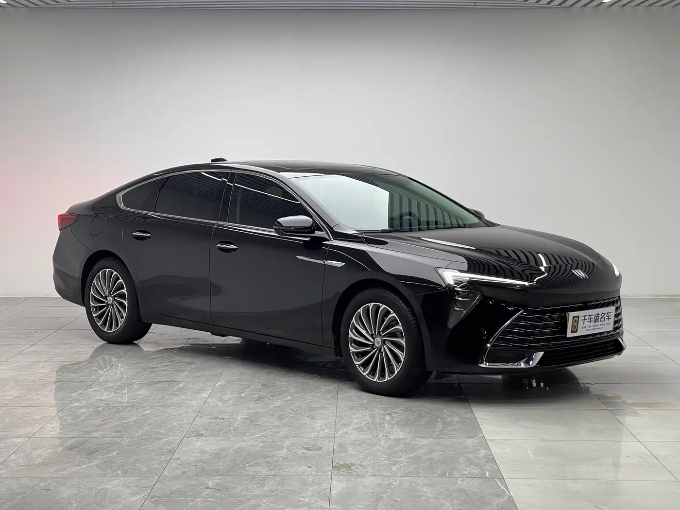 Buick LaCrosse 2023 25T Cross Edition фото 3