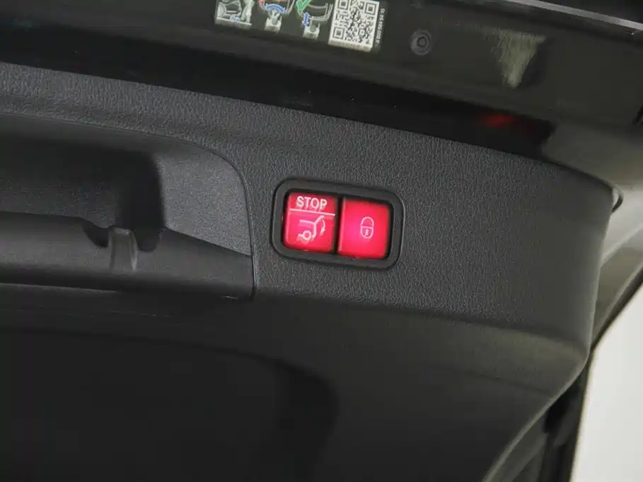 Mercedes-Benz GLE 2024 GLE 450 4MATIC Fashion фото 26
