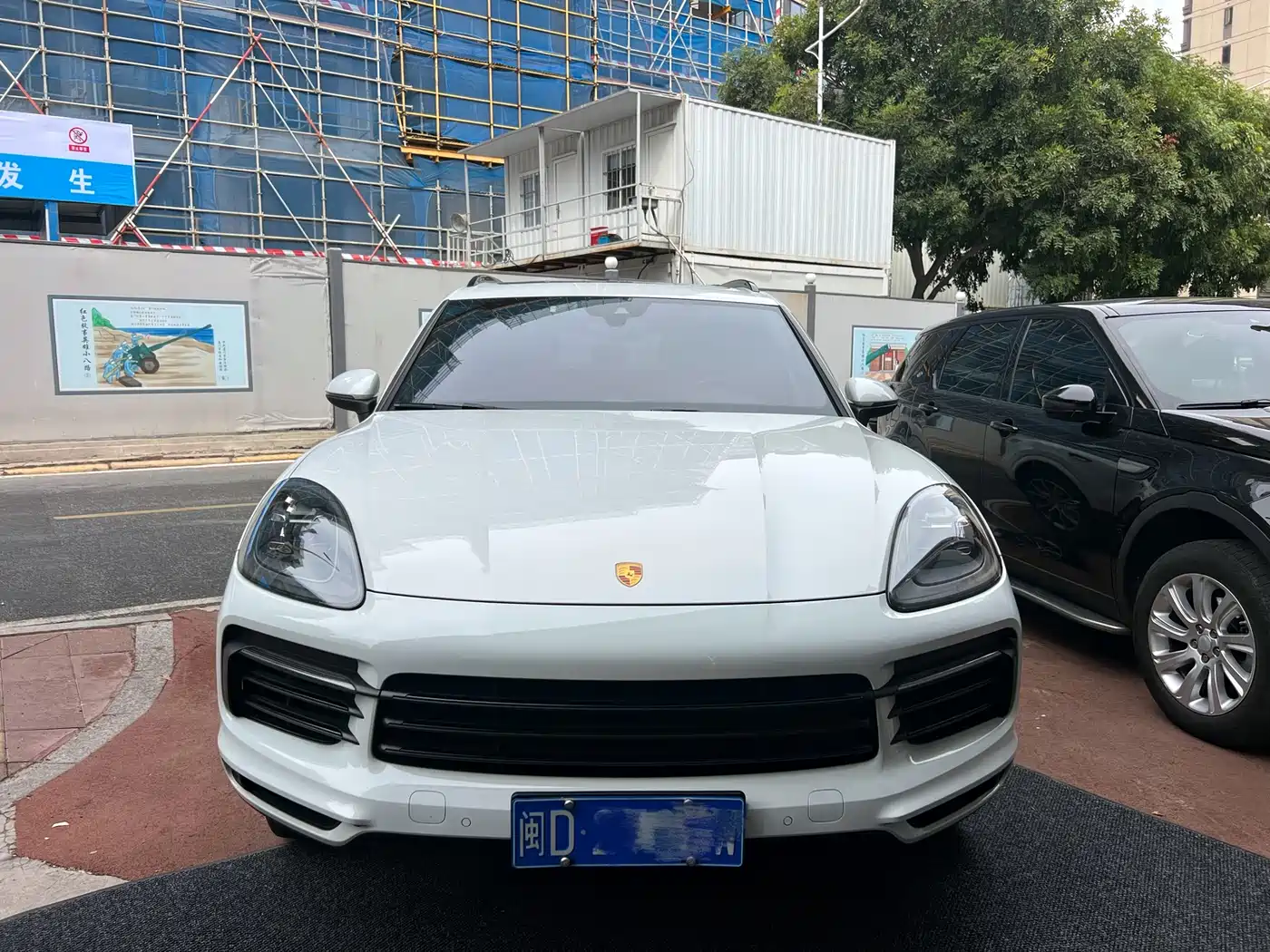 PORSCHE CAYENNE