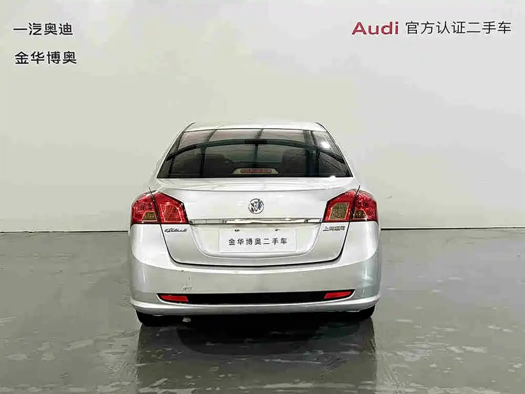 Buick Excelle 2013 1.5L Manual Classic Edition фото 5