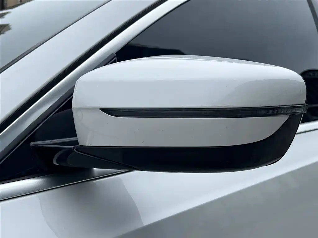 BMW 3 Series 2020 325Li M Sport Package фото 11