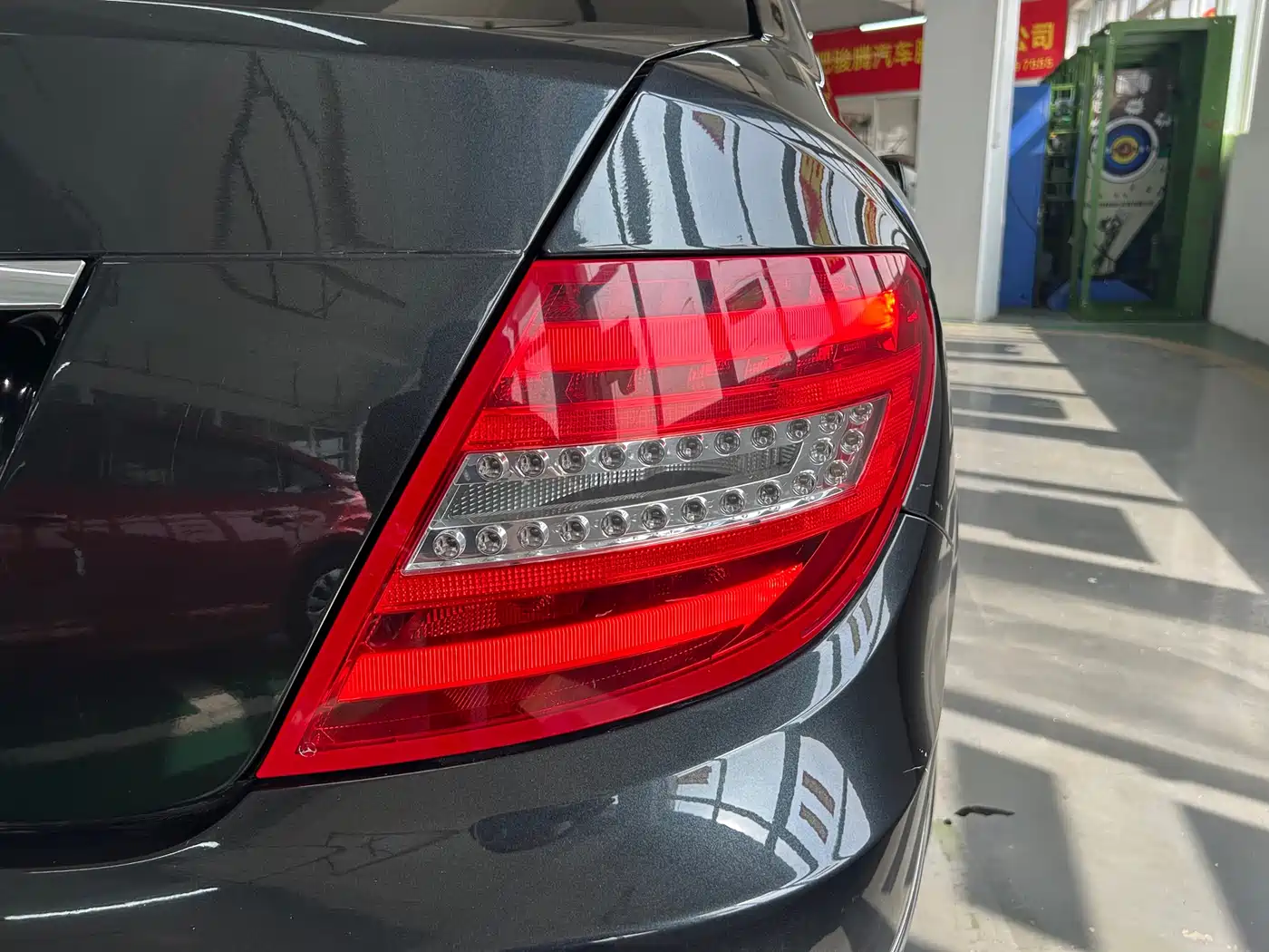 Mercedes-Benz C-Class 2011 C 200 CGI Fashion фото 14