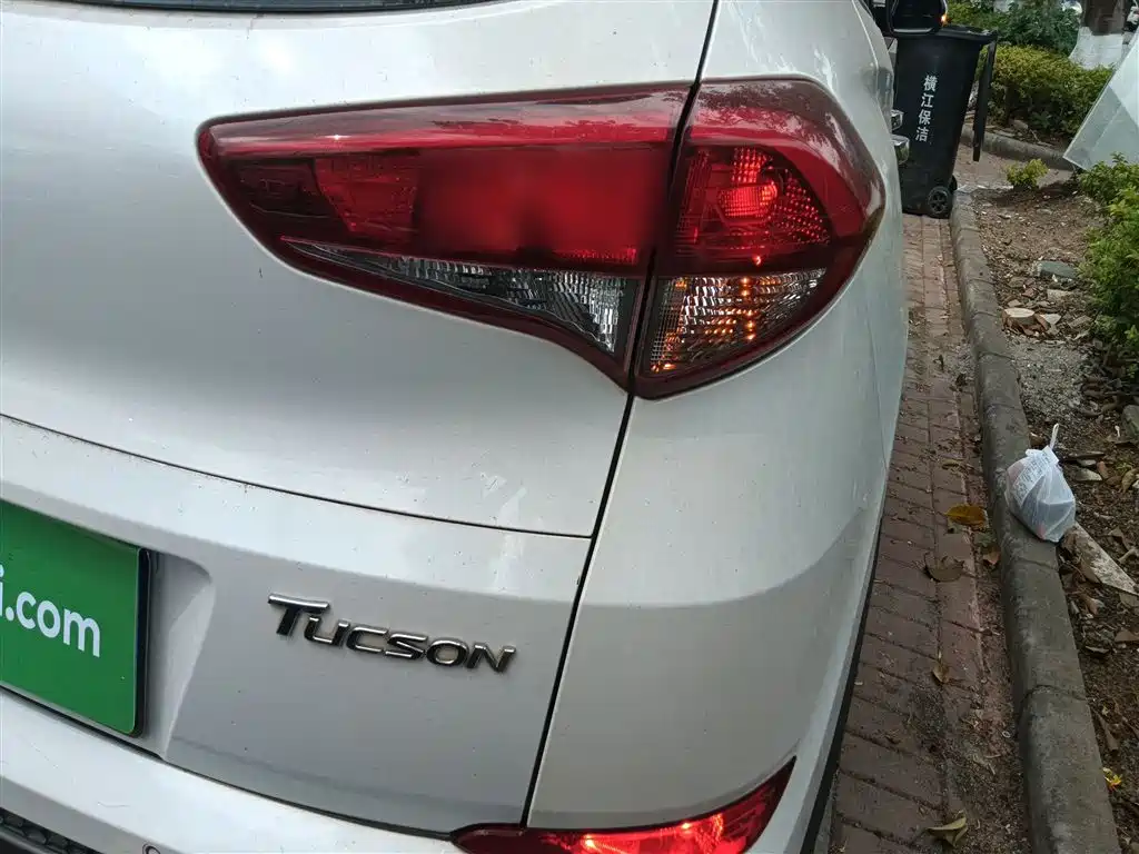 Hyundai Tucson 2015 1.6T Dual Clutch 2WD Smart фото 8