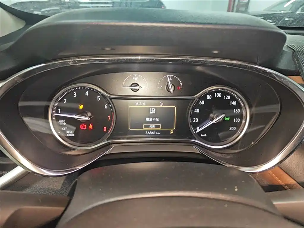 Buick Encore 2020 20T CVT Luxury Edition фото 12