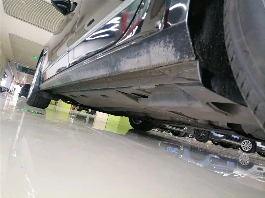 Volkswagen Passat 2017 330TSI DSG Prestige фото 22