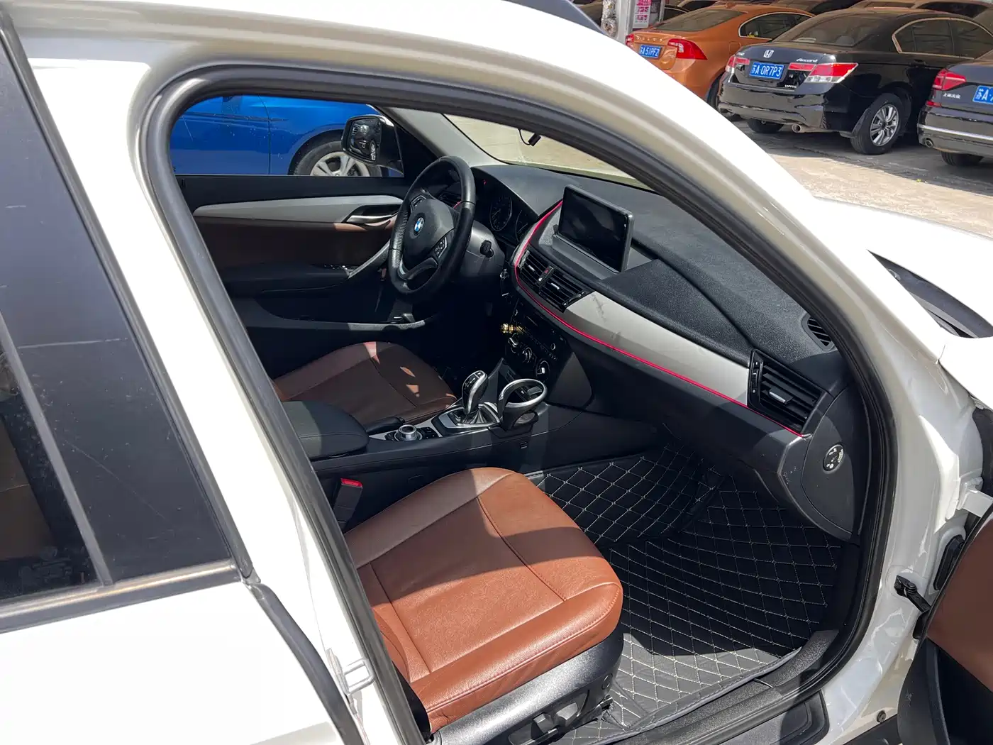 BMW X1 2015 Model sDrive18i Fashion Advanced Edition фото 18