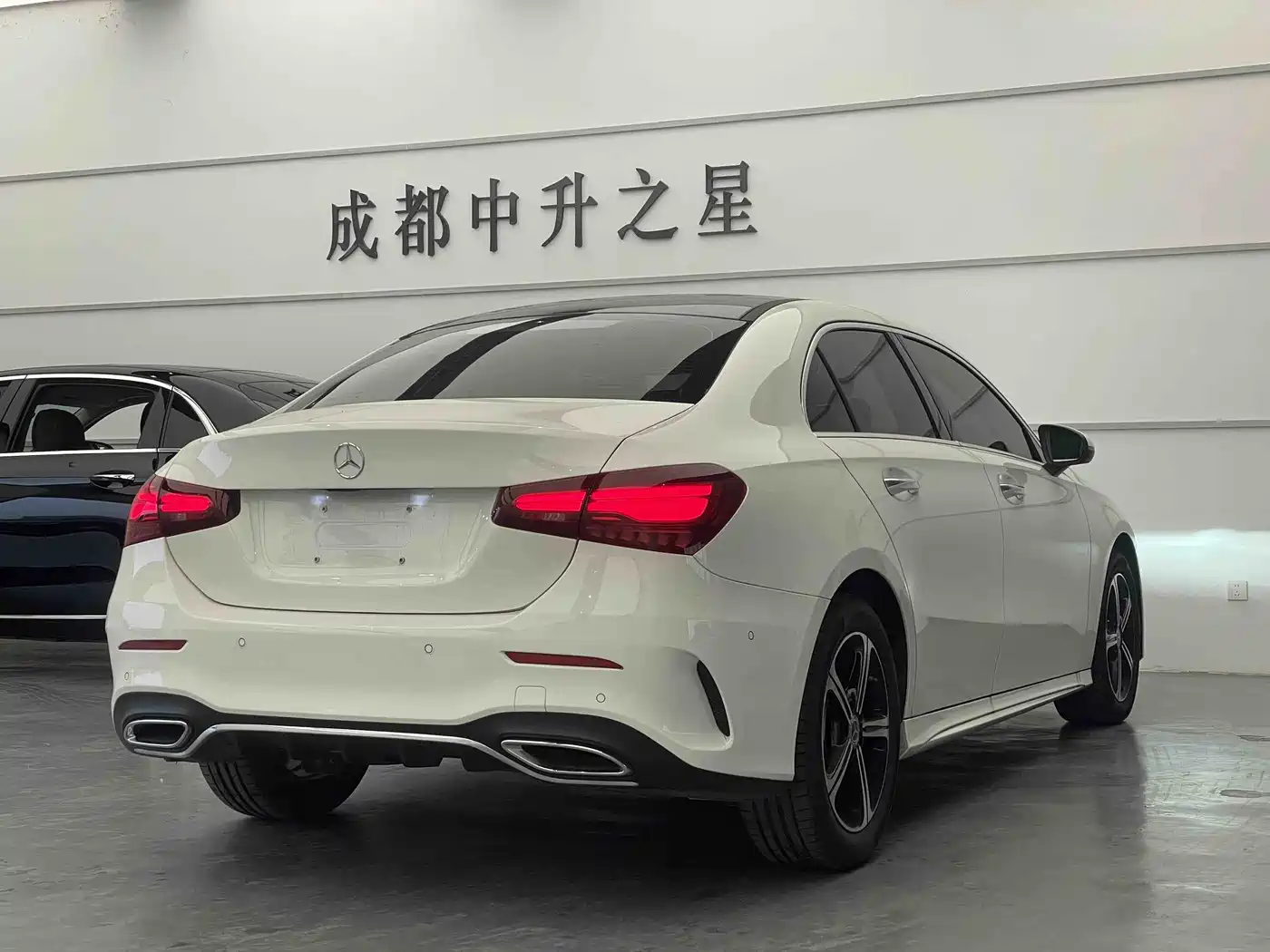 Mercedes-Benz A-Class 2024 A 200 L Fashion Edition фото 4