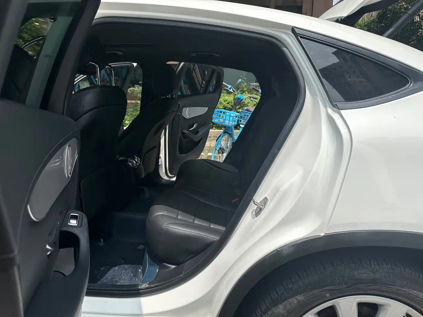 Mercedes-Benz GLC Coupe 2020 GLC 260 4MATIC Coupe SUV фото 10