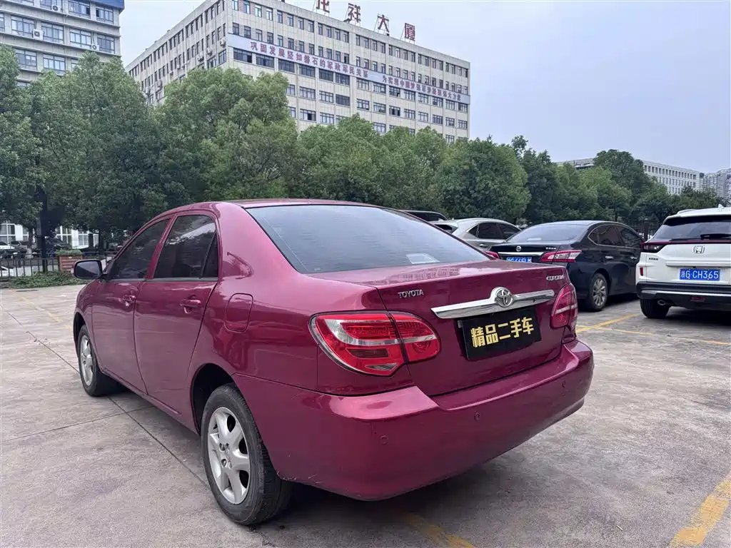 Toyota Corolla 2013 1.6L Automatic Luxury фото 7