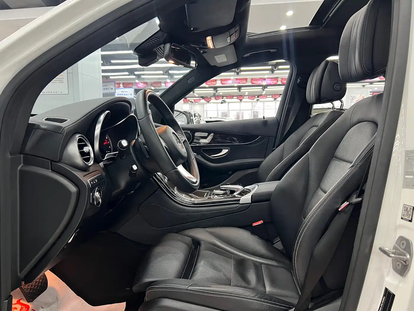 Mercedes-Benz GLC 2017 GLC 260 4MATIC Luxury фото 7