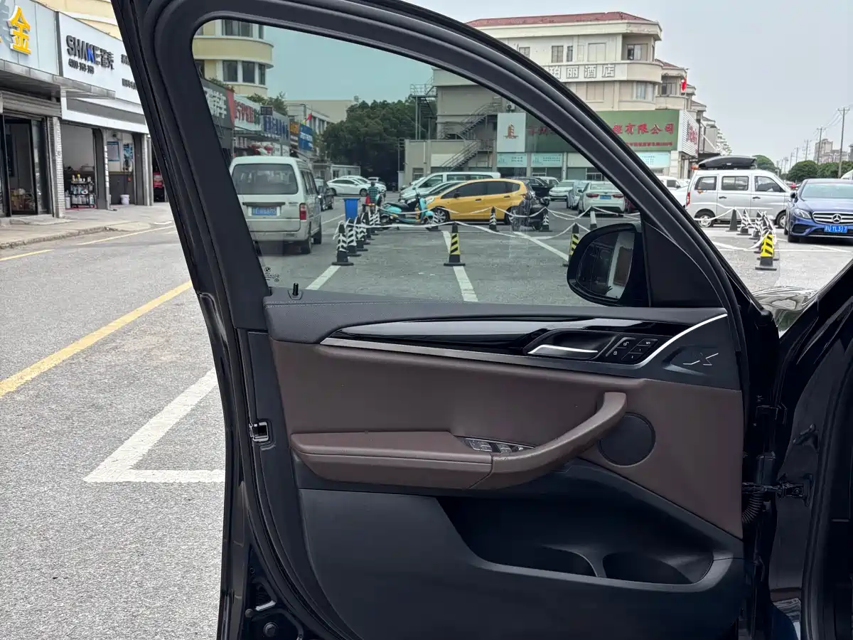 BMW X3 2018 xDrive25i M Sport Package China VI фото 10