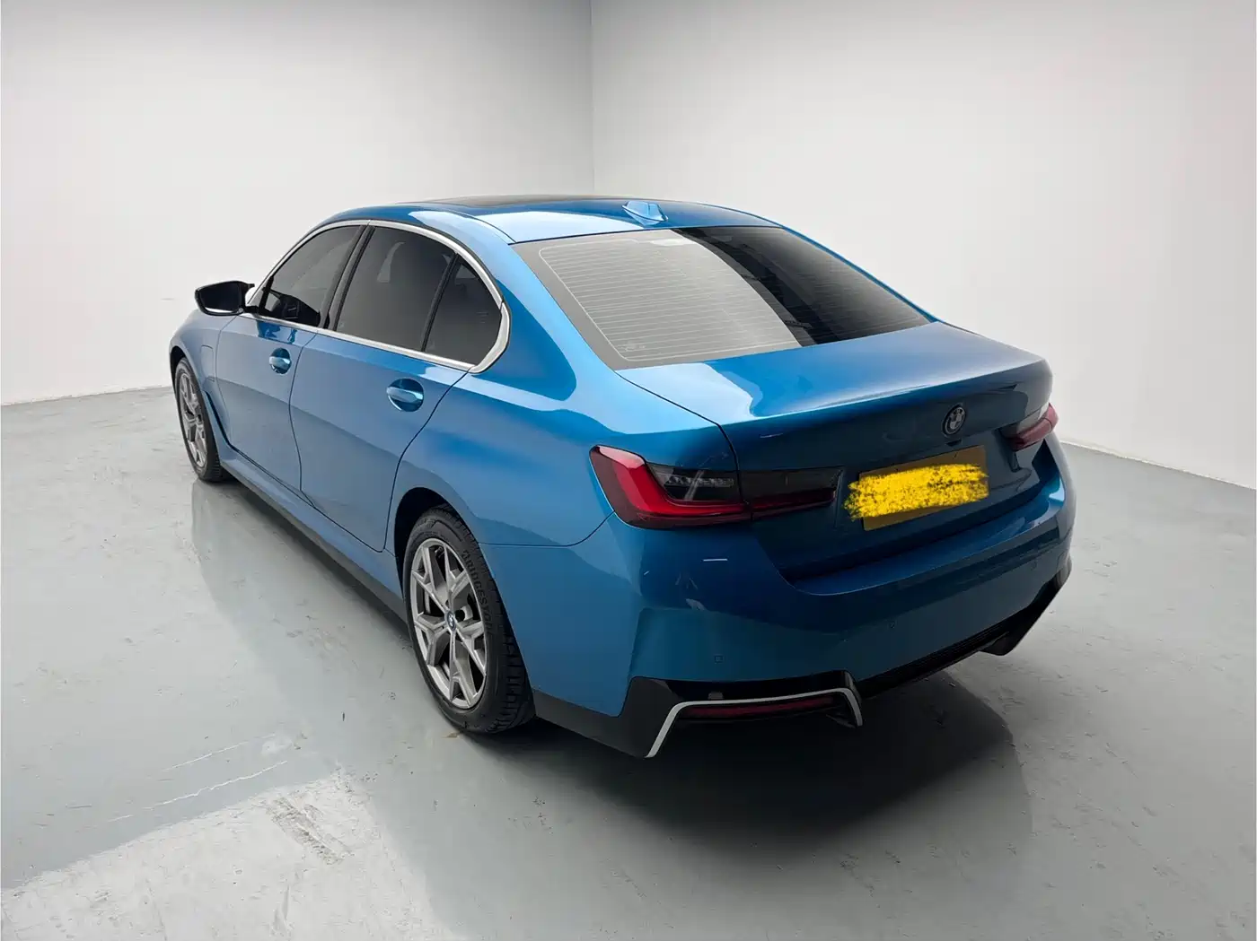 BMW i3 2022 eDrive 35 L фото 6