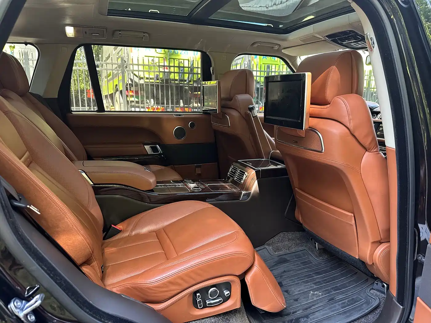Land Rover Range Rover 2017 5.0 SC V8 Summit Autobiography LWB фото 33
