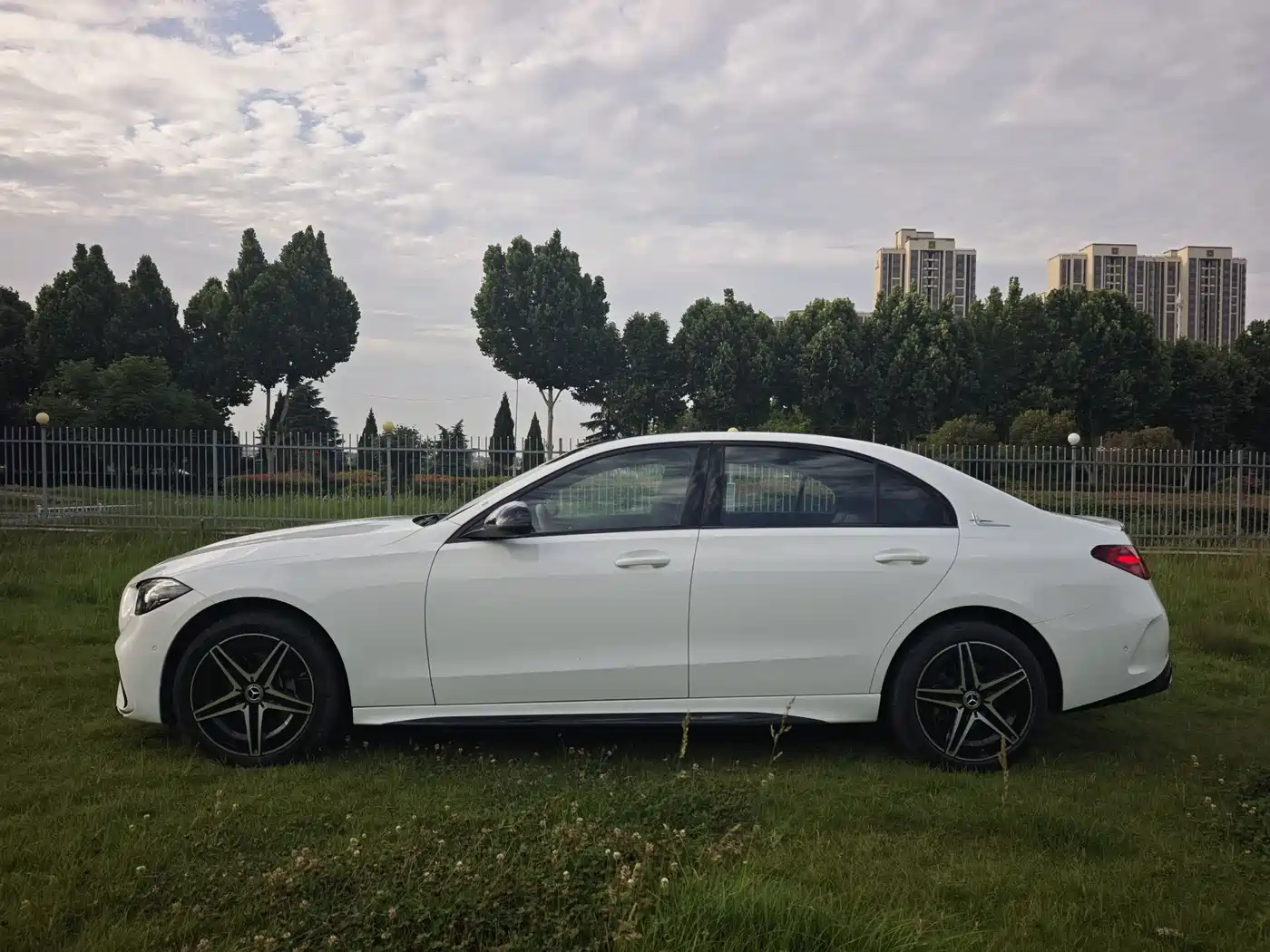 Mercedes-Benz C-Class 2025 C 260 L Night Sport Edition фото 8