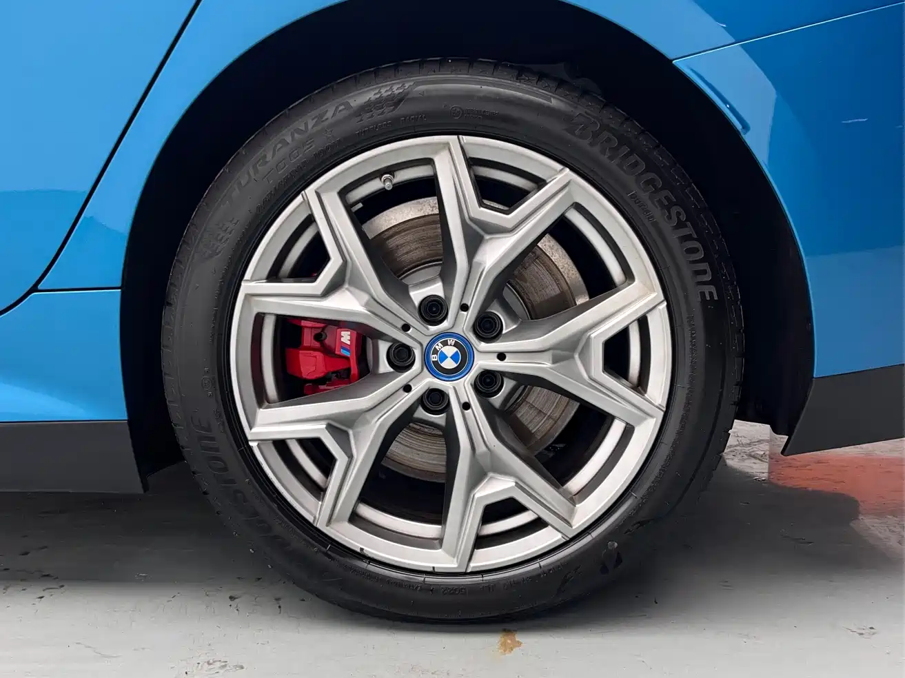 BMW i3 2022 eDrive 35 L фото 13