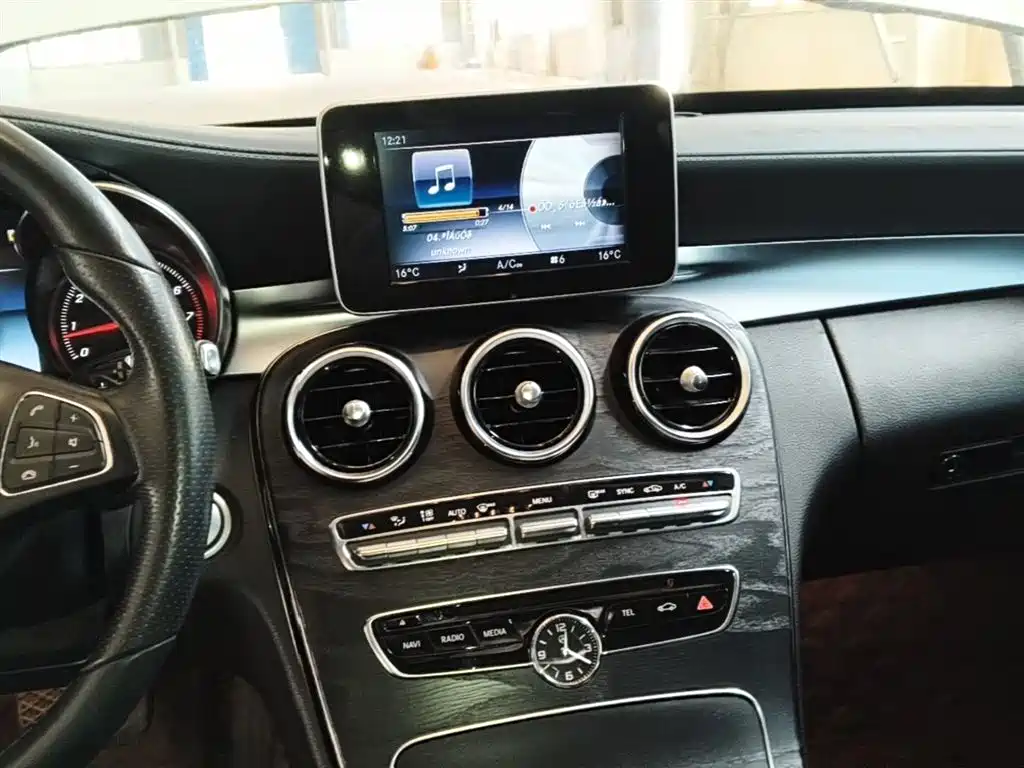 Mercedes-Benz C-Class 2018 C 200 L Sport Edition фото 13