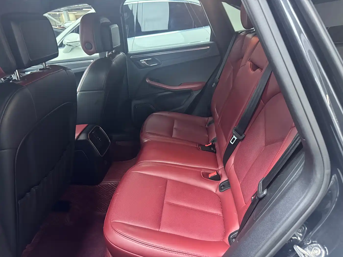 Porsche Macan 2018 Macan 2.0T фото 6