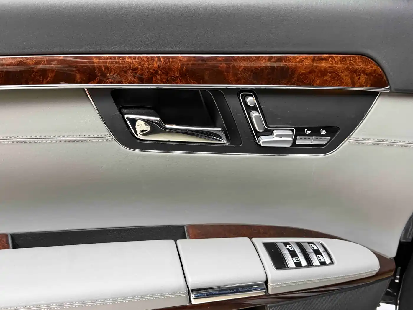 Mercedes-Benz S-Class 2008 Model S 600 L фото 10