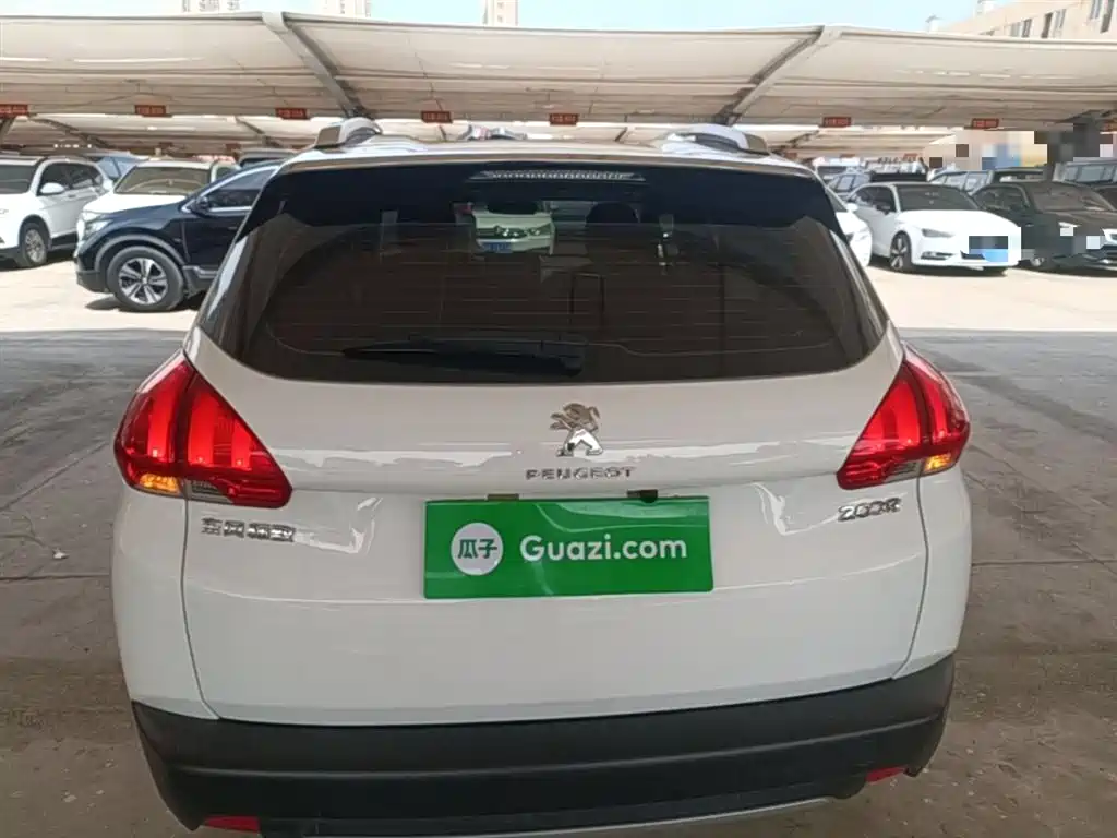 Peugeot 2008 2014 1.6L Automatic Trend Edition фото 4
