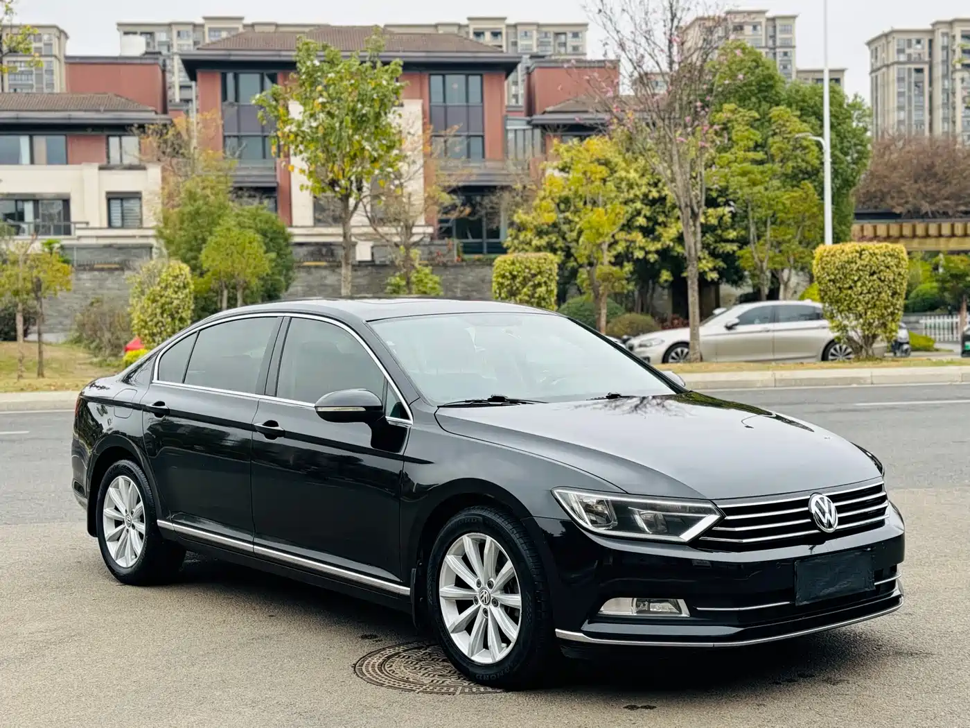 Volkswagen Magotan 2018 330TSI DSG Leading фото 3