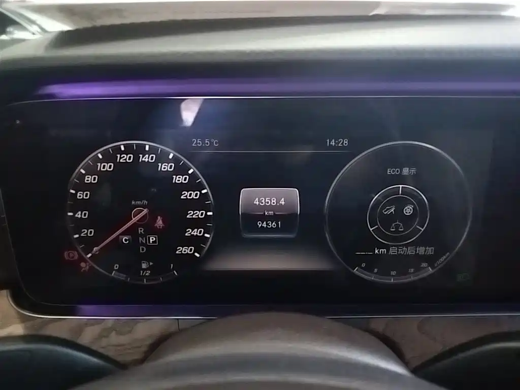 Mercedes-Benz E-Class 2018 Facelift E 200 L 4MATIC фото 12