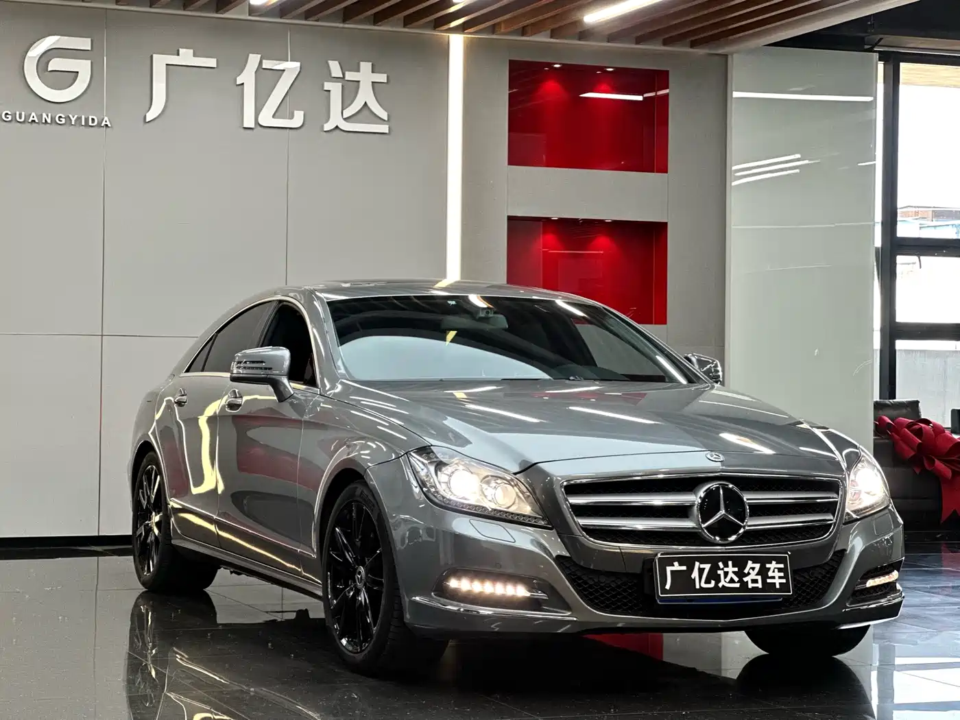 Mercedes-Benz CLS 2012 CLS 300 CGI фото 3