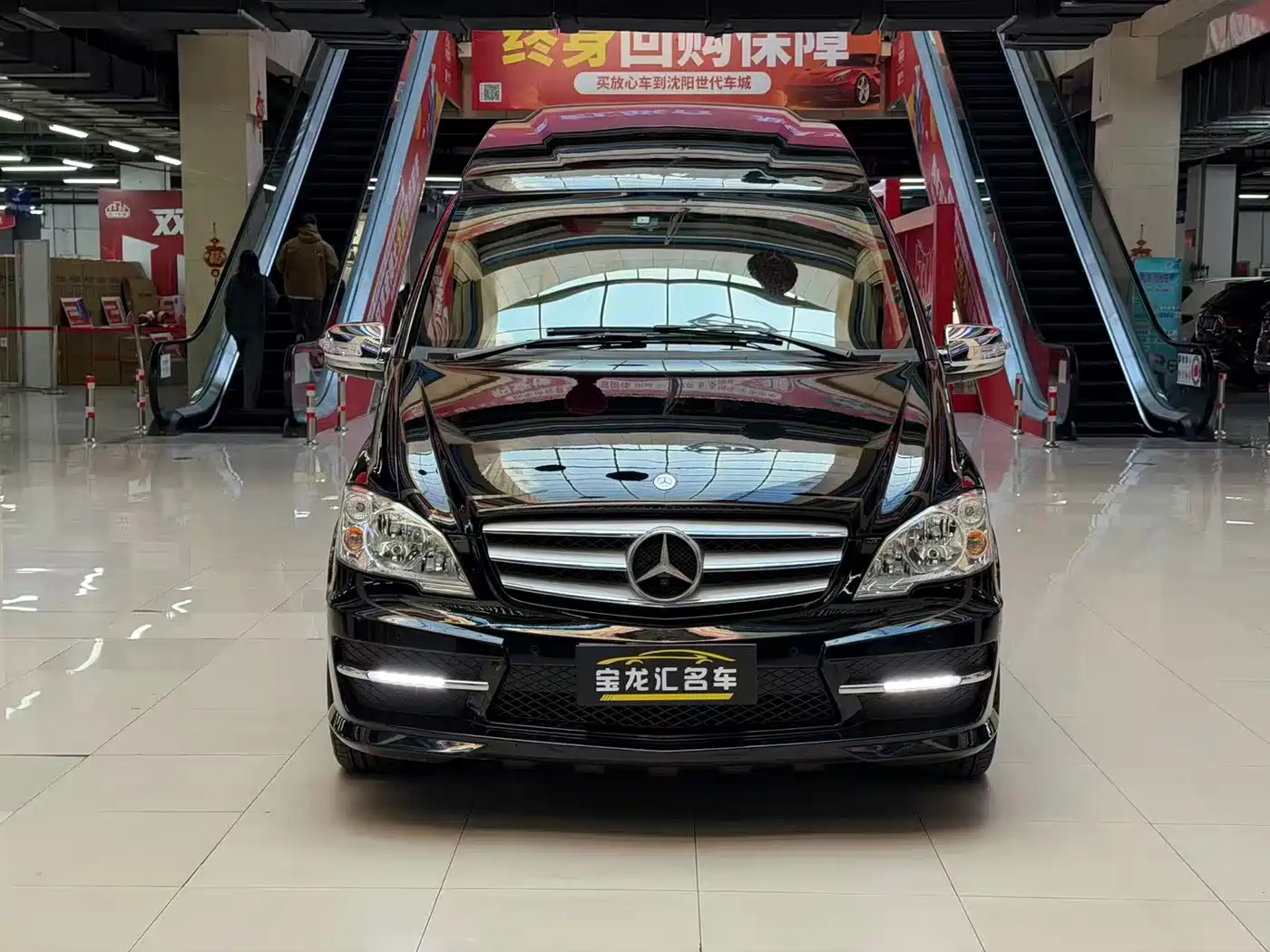 Mercedes-Benz Vito 2013 Model 3.0L Elite Edition фото 2