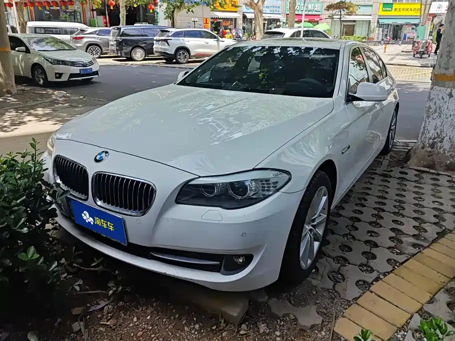 BMW 5 Series 2013 530Li Leadership