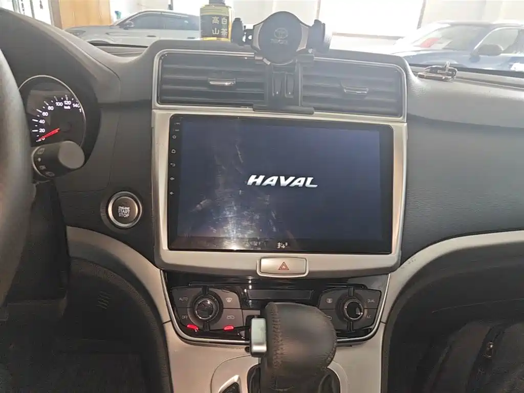 Haval M6 2019 1.5T DCT 2WD Value Edition (China VI) фото 13