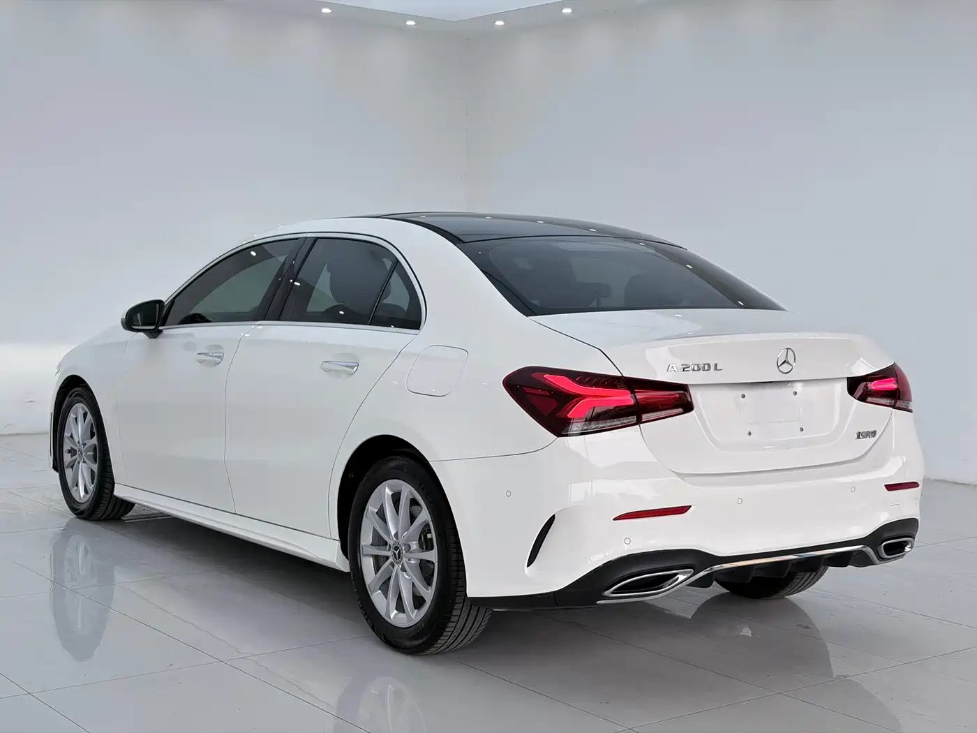 Mercedes-Benz A-Class 2021 A 200 L Sport Sedan Dynamic Type фото 9