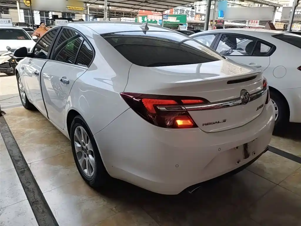 Buick Regal 2015 1.6T Elite Tech Edition фото 5