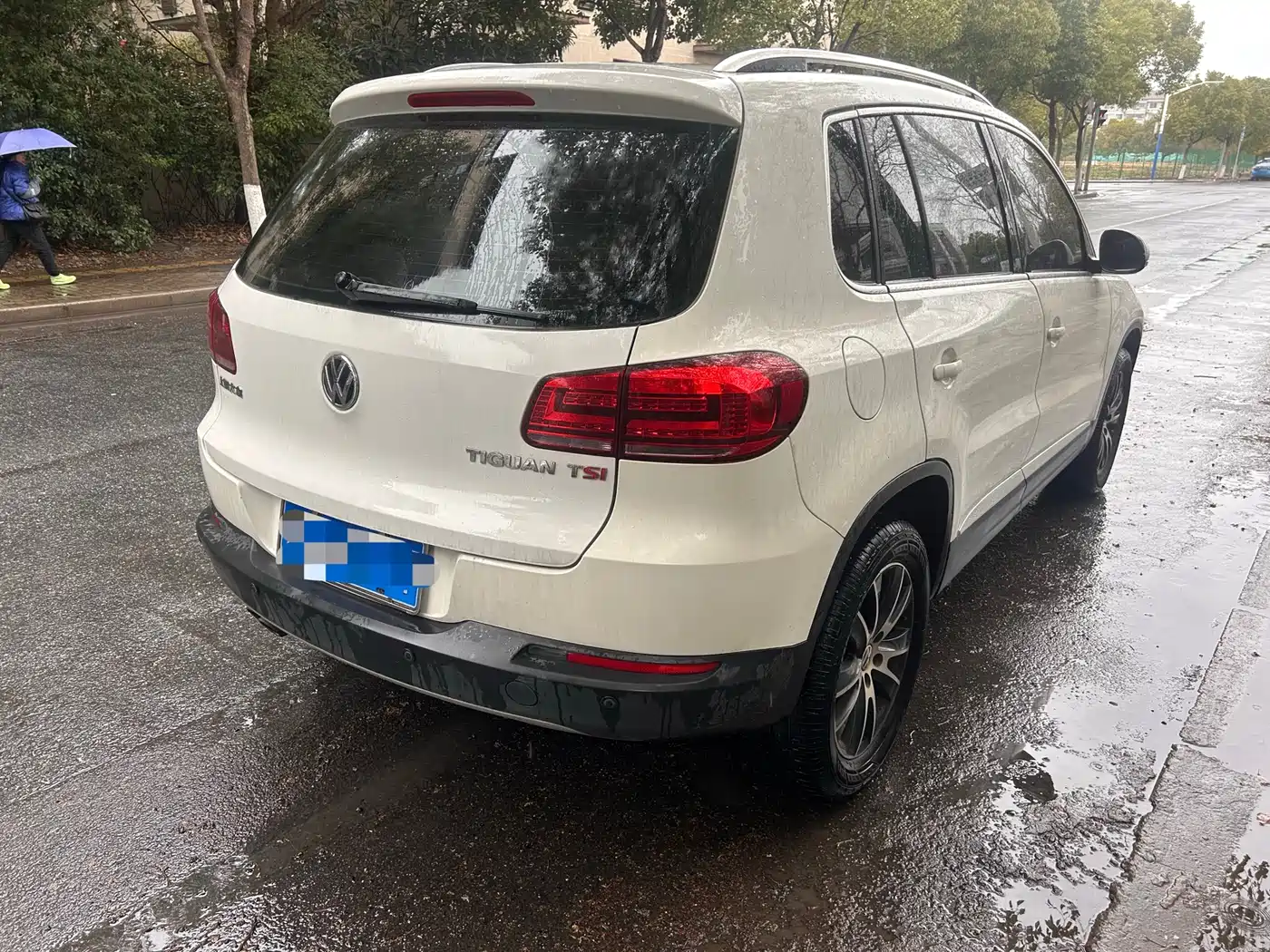 Volkswagen Tiguan 2015 1.8TSI Automatic 2WD Trendline фото 3