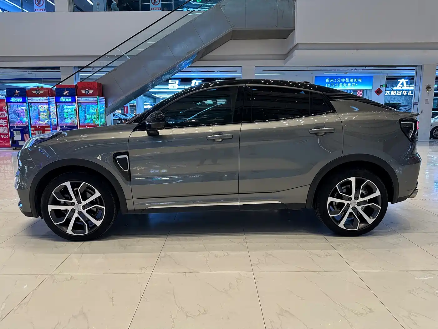 Lynk & Co 05 2020 2.0TD 4WD Halo Edition фото 8
