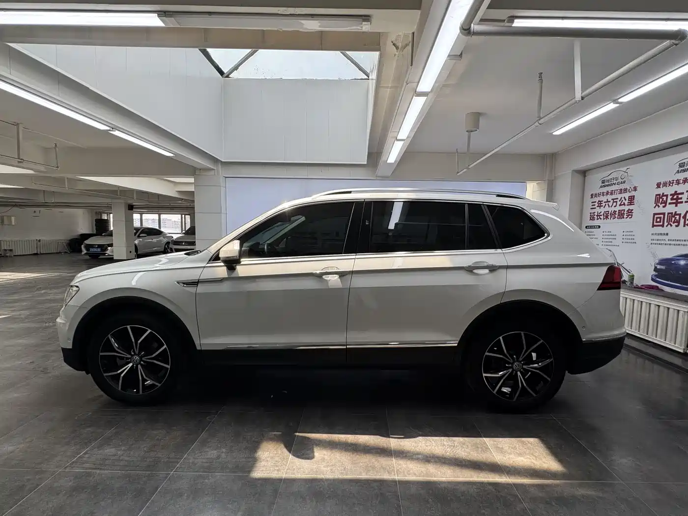 Volkswagen Tiguan L 2020 330TSI Auto 2WD Smart Luxury China VI фото 4