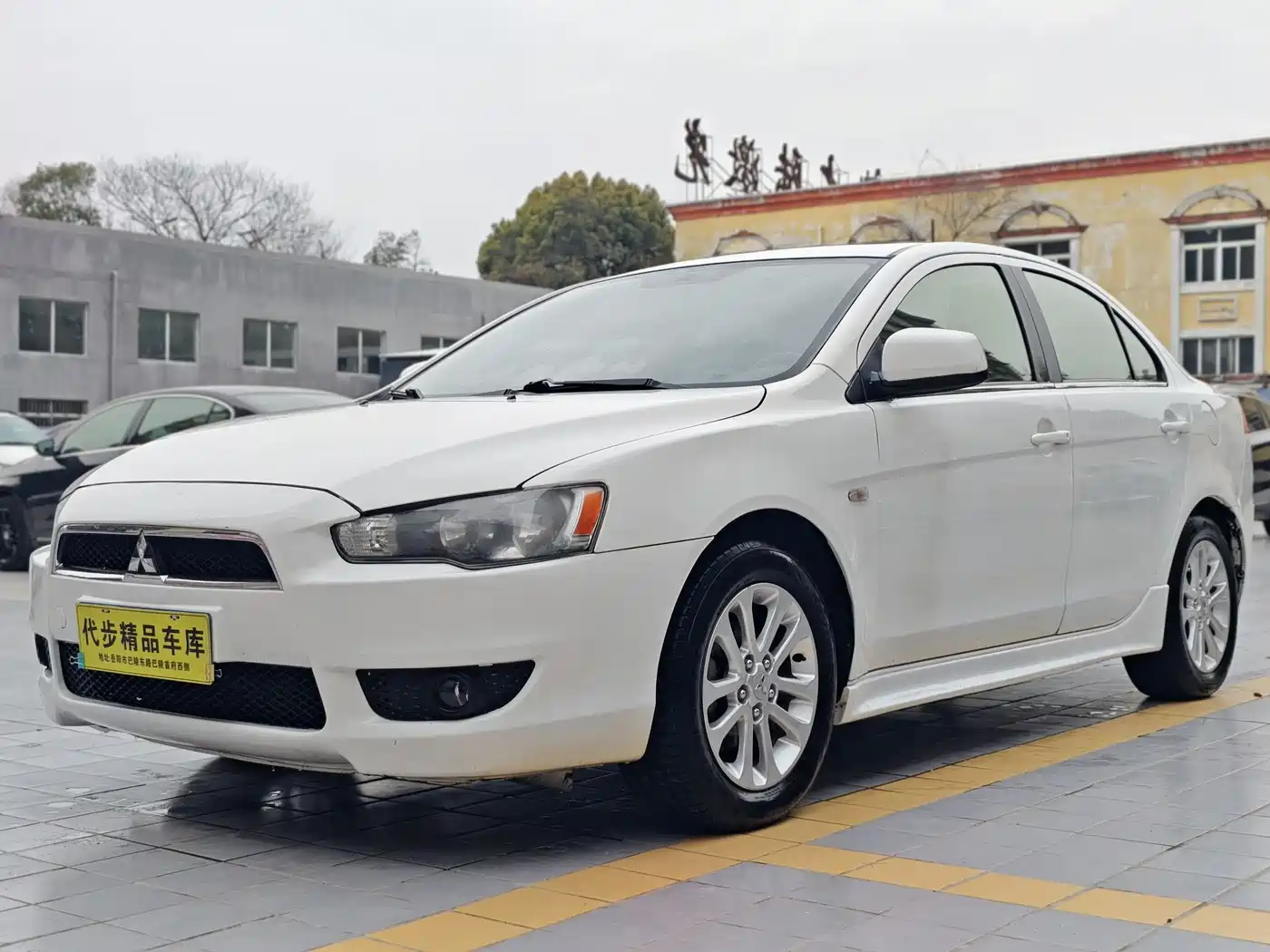 Mitsubishi Lancer EX 2012 Zhishang 1.8L CVT Luxury