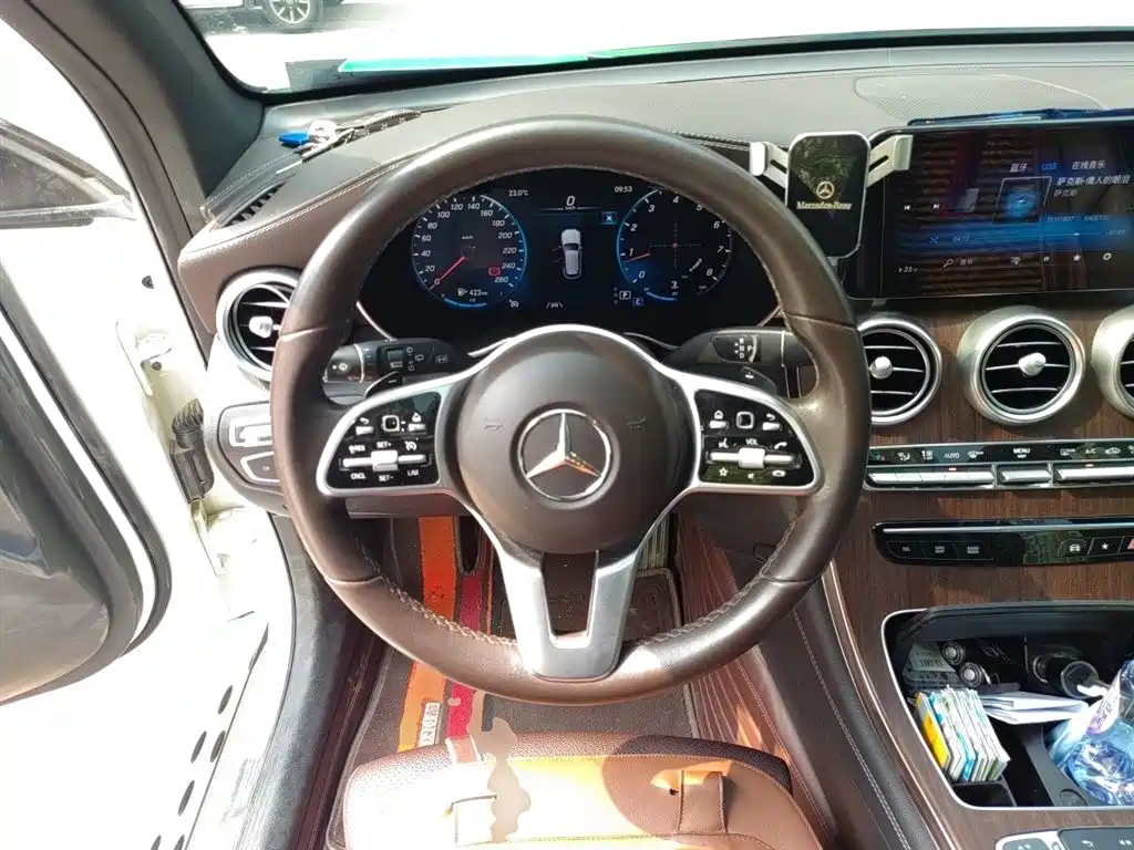 Mercedes-Benz GLC 2020 Facelift GLC 300 L 4MATIC Luxury фото 6