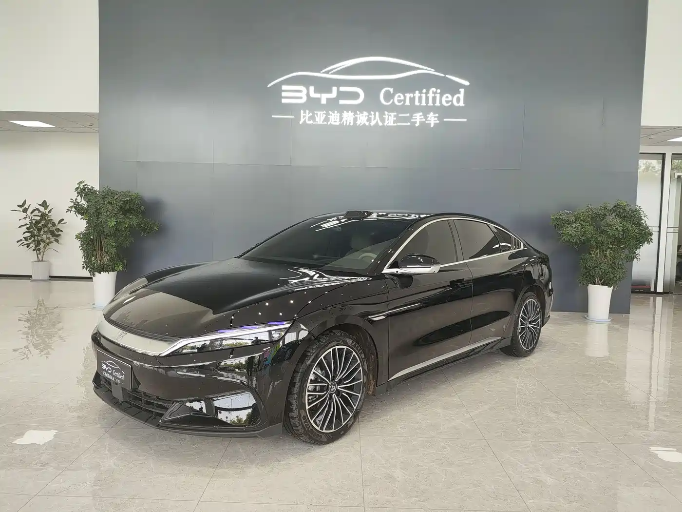 BYD Han 2025 DM-i Smart Driving Edition 125KM LiDAR Flagship