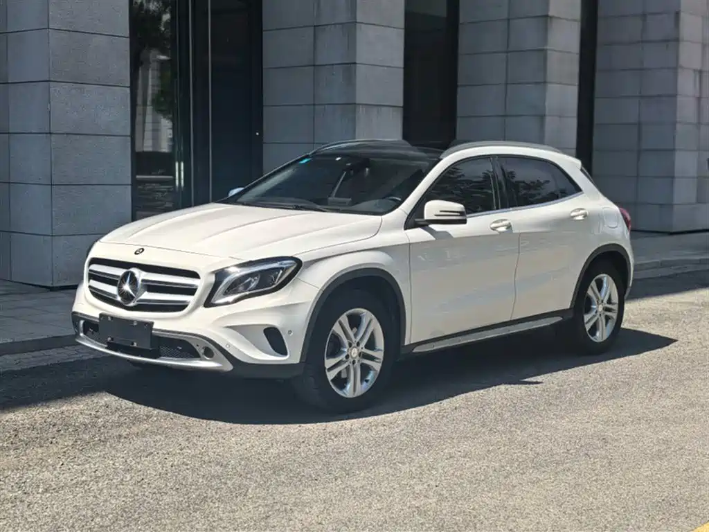 Mercedes-Benz GLA 2016 GLA 200 Dynamic