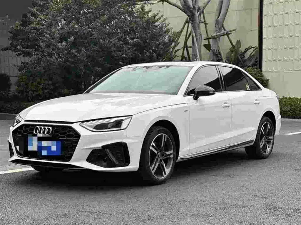 Audi A4L 2022 40 TFSI Luxury Dynamic фото 2