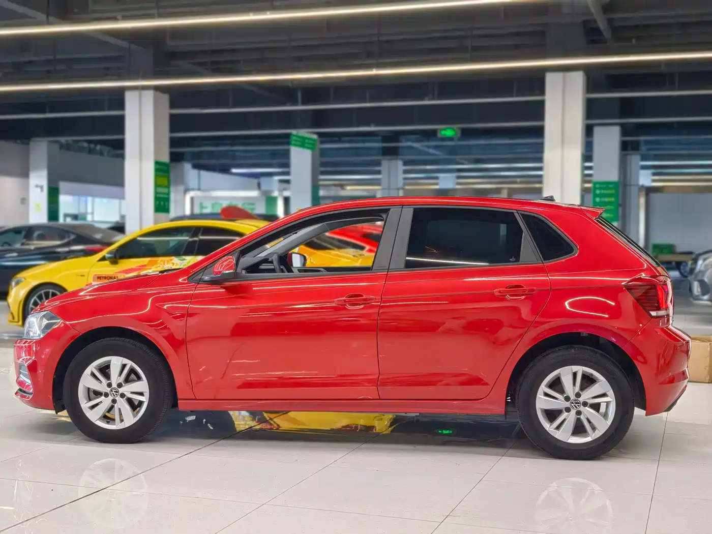 Фото 6 - Volkswagen Polo