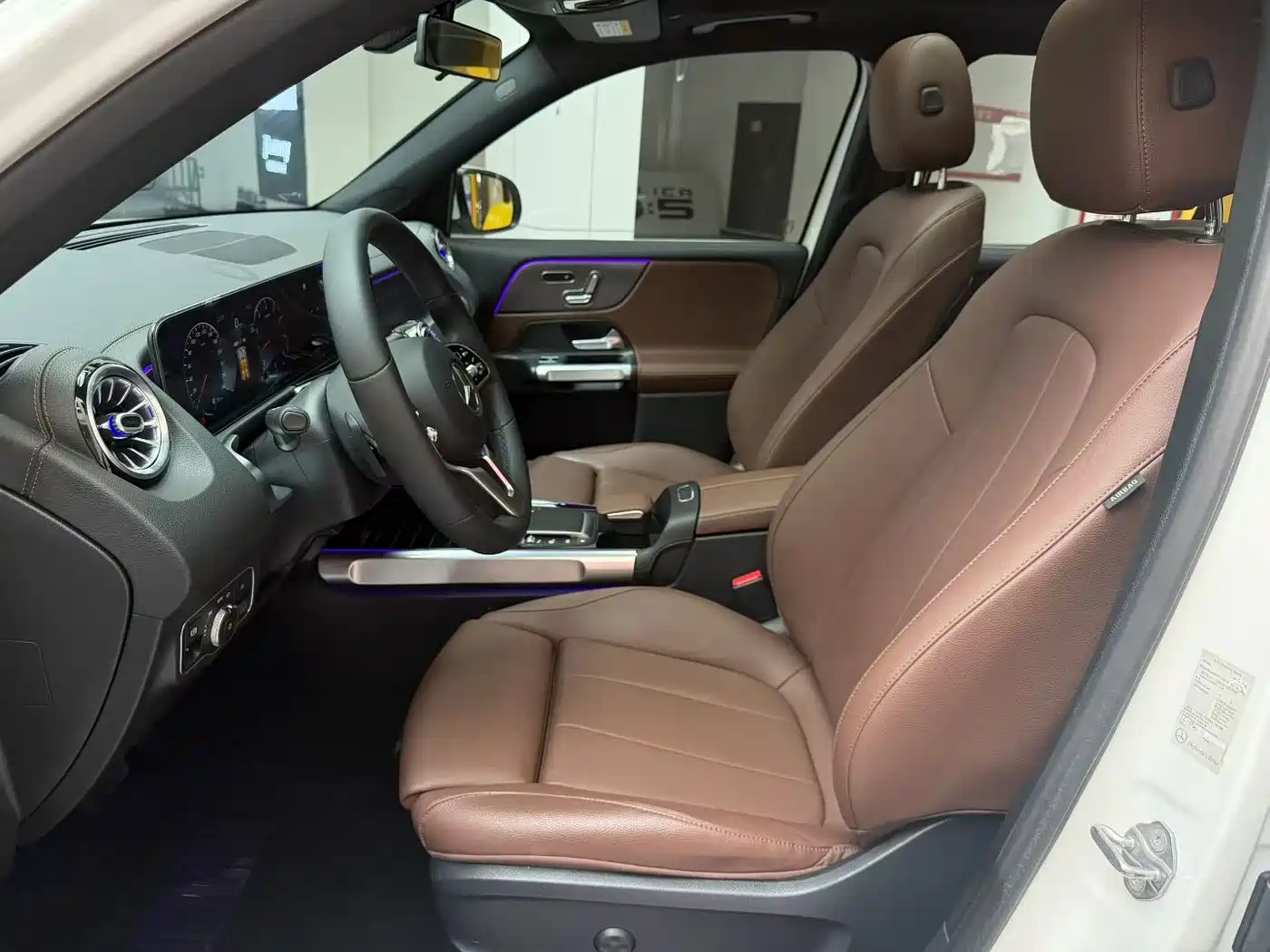 Mercedes-Benz GLB 2020 Facelift GLB 200 Style фото 8