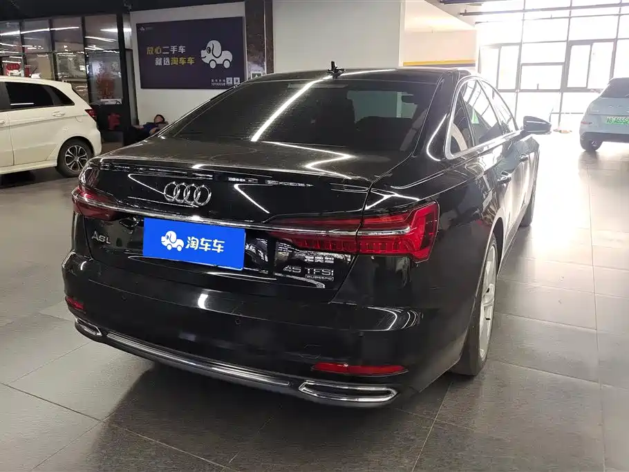 Audi A6L 2022 45 TFSI quattro Premium Elegance фото 3