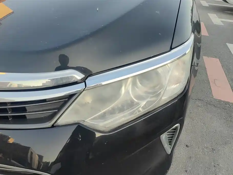 Toyota Camry 2015 2.0G Leading Edition фото 5
